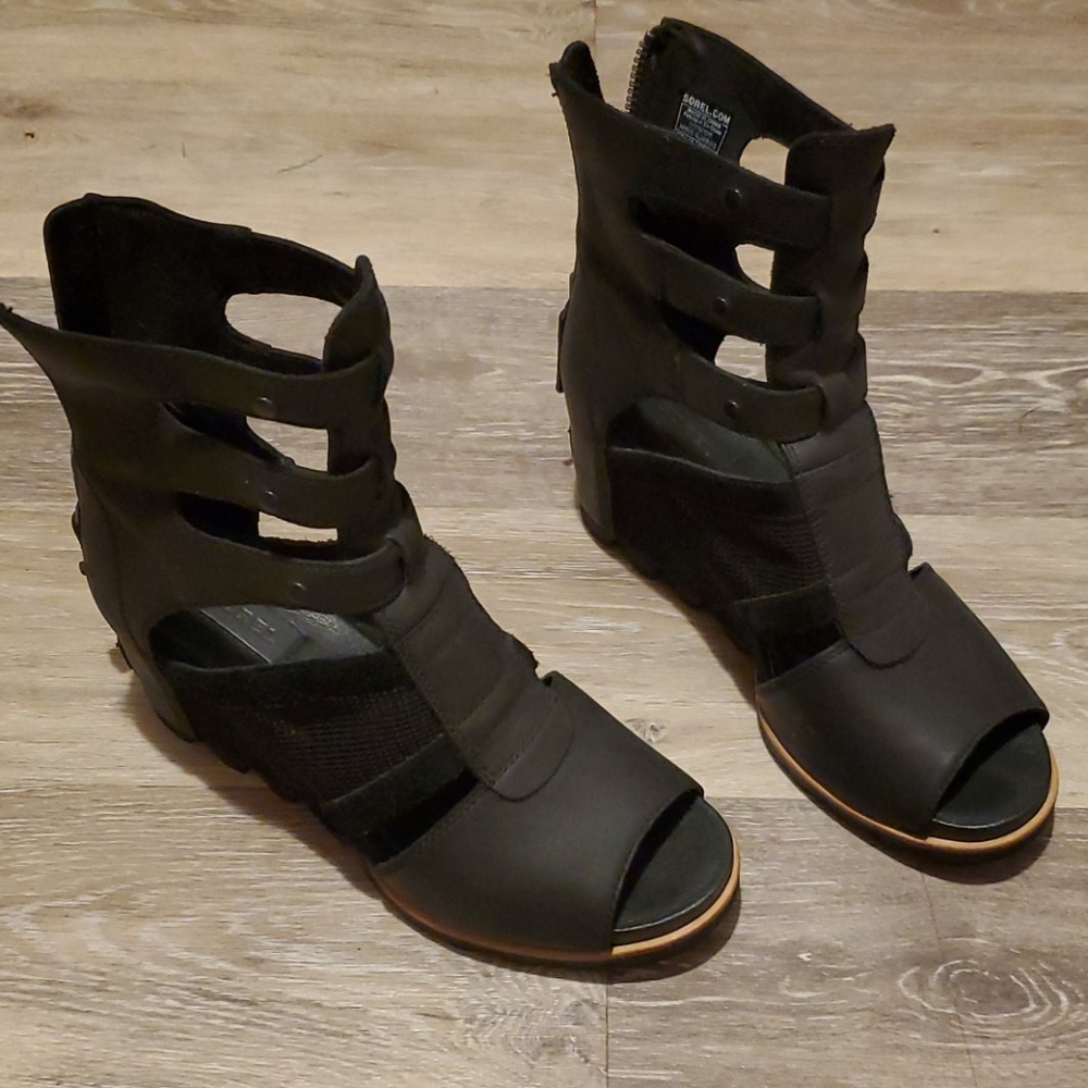 Sorel Wedge Sandals